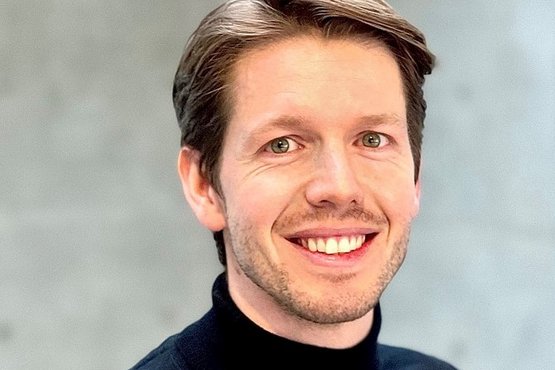 Portrait Prof. Dr. Philipp Ceesay