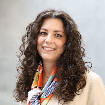 Elke Heinrich Elke Heinrich