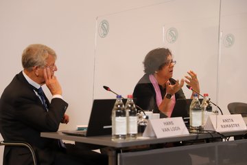 Konferenz “The Private Side of Transforming our World” – Keynote
