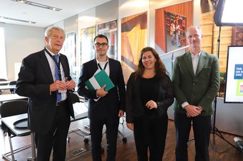 Hans van Loon, Samuel Zeh (wisssenschaftlicher Assistent), Verónica Ruiz Abou-Nigm und Ralf Michaels (v. l.) Hans van Loon, Samuel Zeh (wisssenschaftlicher Assistent), Verónica Ruiz Abou-Nigm und Ralf Michaels (v. l.)