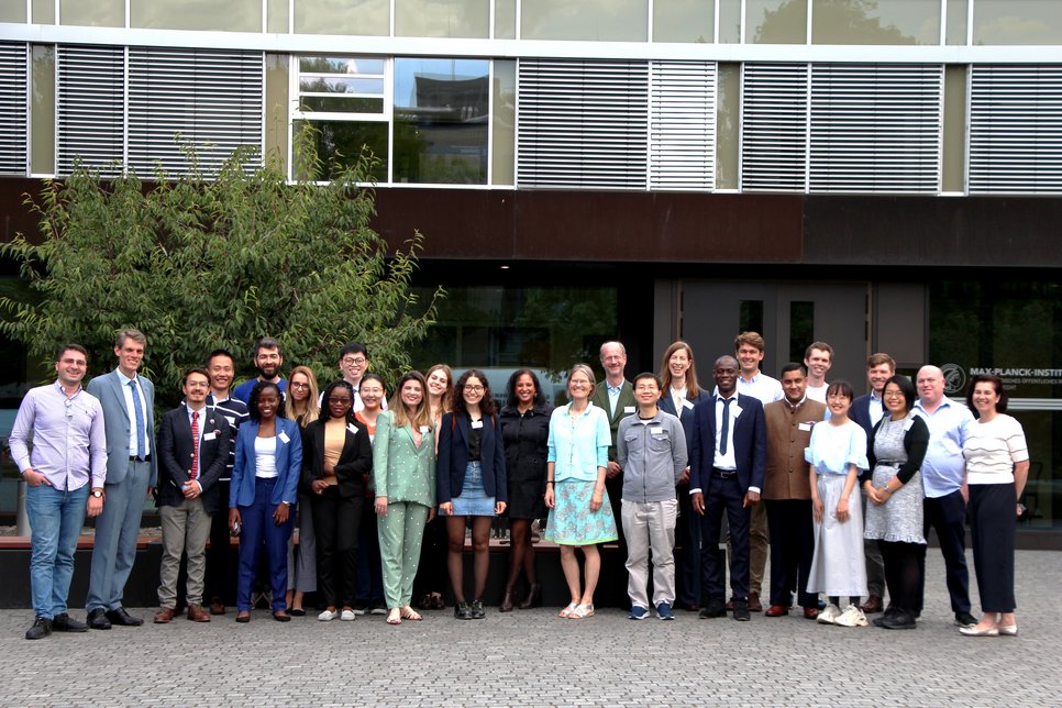 Participants of the Summer School „Populism and the New Foreign Relations Law“