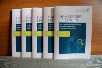 Die Hamburger Leitlinien sind als gedruckte Broschüre sowie als eBook kostenfrei erhältlich. Die Hamburger Leitlinien sind als gedruckte Broschüre sowie als eBook kostenfrei erhältlich.