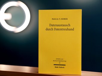 Pascal T. Sierek: Datenaustausch durch Datentreuhand