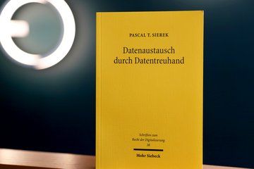 Pascal T. Sierek: Datenaustausch durch Datentreuhand