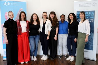 Podiumsgespräch "Juristische Lebenswege: Wissenschaftlerin am Max-Planck-Institut" - Gruppenbild