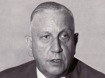Hans Dölle (1893-1980): Direktor am Institut von 1949 bis 1963 Hans Dölle (1893-1980): Direktor am Institut von 1949 bis 1963